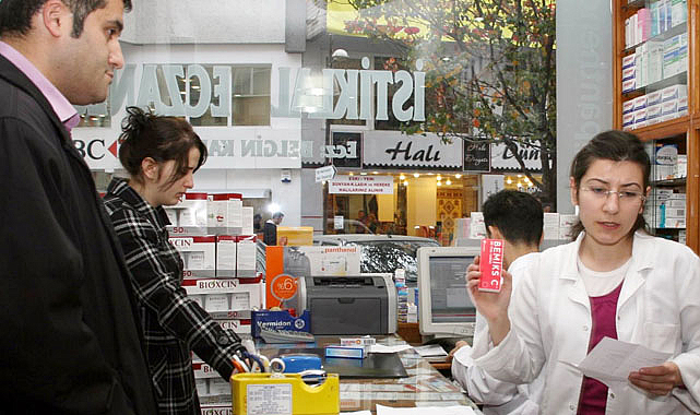 Yabancı firmalar zammı az buldu: İlaçlarını çekiyorlar