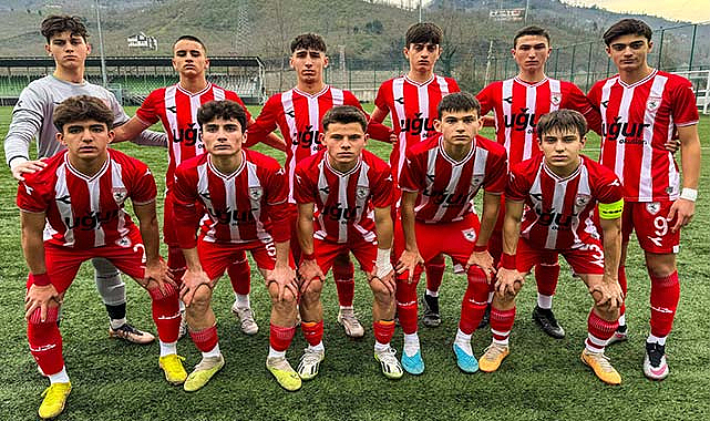 Yılport Samsunspor U16, Giresunspor'u 3-1'lik skorla yendi