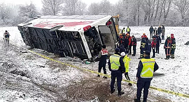 Yine yolcu otobüsü yine kaza: 6 ölü 33 yaralı