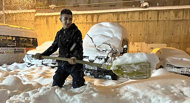 Yüksekova’da kar kalınlığı 40 santime!