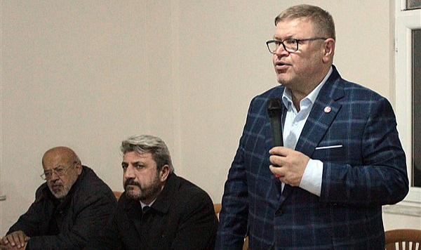 Adem Güney: Ahlaklı belediyecilik hırsızlığı engeller