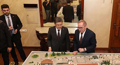 Bakan Yumaklı, Başkan Demir’i ziyaret etti