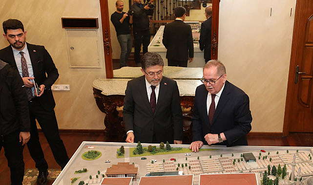 Bakan Yumaklı, Başkan Demir’i ziyaret etti