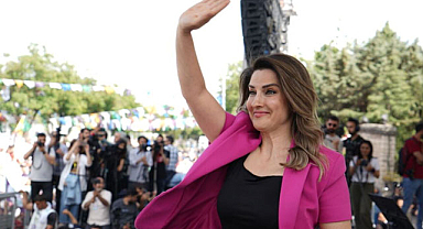 Başak Demirtaş, aday olmayacağını açıkladı