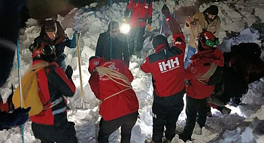 Bingöl’de çığ düştü: Kayıp kişi aranıyor