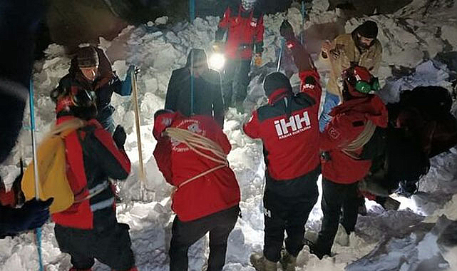 Bingöl’de çığ düştü: Kayıp kişi aranıyor