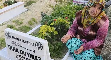 Depremde 3 evladını kaybeden Taha Duymaz’ın annesi konuştu