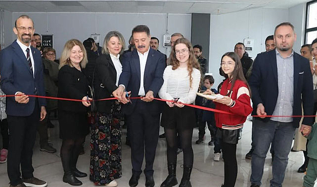 Duru Kurnaz’dan ilk kişisel resim sergisi