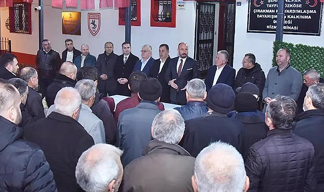 Hasan Togar sevgisi meydanlara sığmıyor