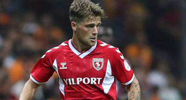 Holse, performansla adeta büyüledi