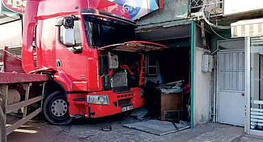 Kocaeli’de tır çay ocağına daldı