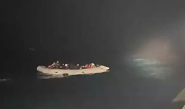 Ölüme terk edilen kaçak göçmenler kurtarıldı