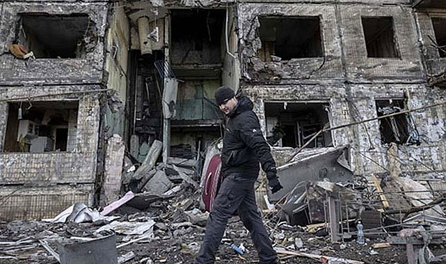 Rusya, Ukrayna’nın doğusunu vurdu: 3 ölü, 13 yaralı