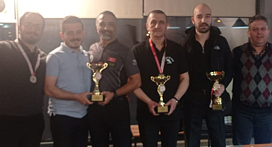 Samsun'da bilardonun ustası Nejat Özküçük