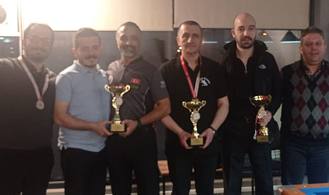 Samsun'da bilardonun ustası Nejat Özküçük