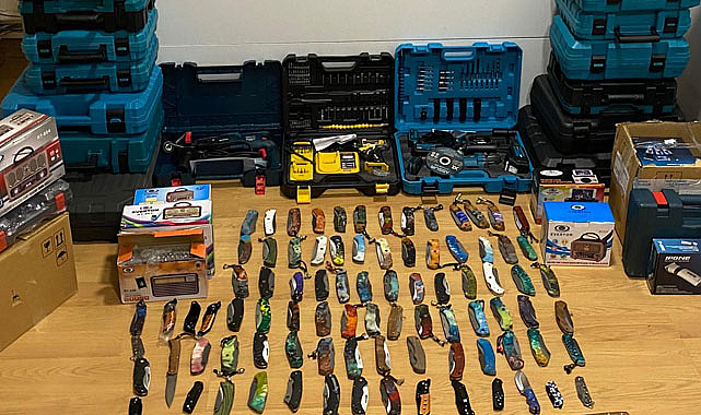 Samsun'da kesici alet satışı yapan şahsın evine baskın!