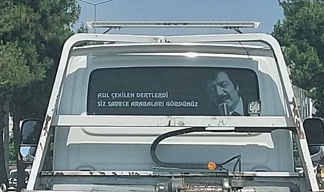 Samsun'da tebessüm ettiren araba arkası yazıları