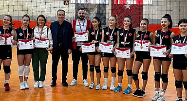 Samsun şampiyonu Final Okulları oldu