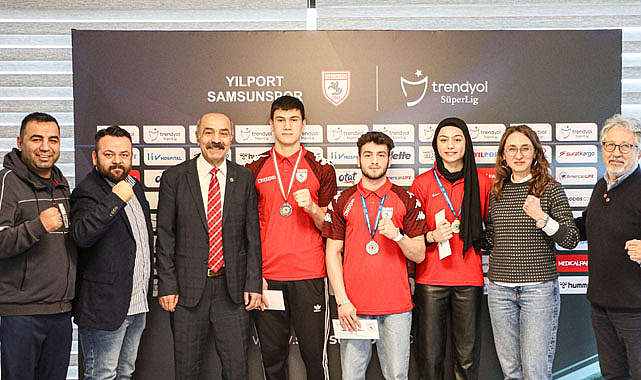 Samsunspor’un demir yumrukları madalyalarla döndüler