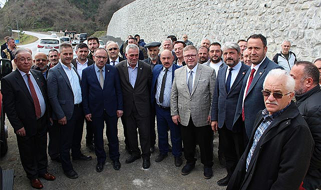  ‘Size gökten yıldızlar vadeden belediye başkanlarını seçmeyin’