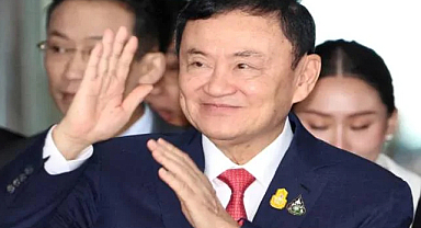 Tayland’da tutuklu bulunan eski Başbakan serbest kaldı