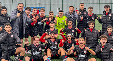 Yılport Samsunspor U14, 3 puanı söktü aldı