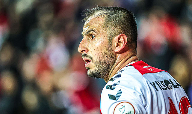 Zeki Yavru’dan kulüp çalışanlarına jest 