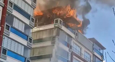 Ankara'da 7 katlı binanın terasında yangın