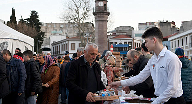 Büyükşehir’in iftar sofrası Samsunluları bir araya getiriyor