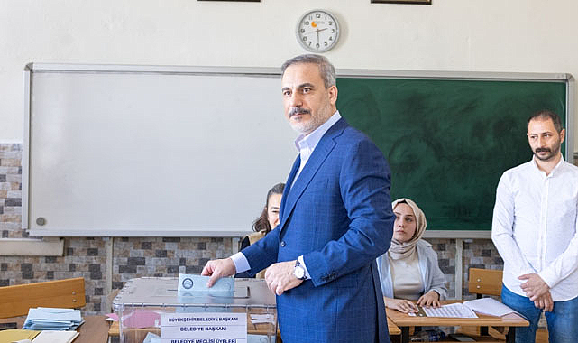 Dışişleri Bakanı Fidan oyunu Ankara’da kullandı