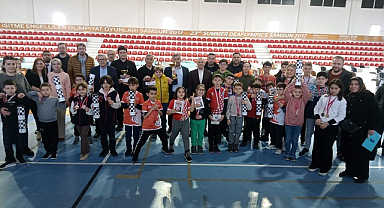 Kavak'ta şehitler için satranç turnuvası düzenlendi