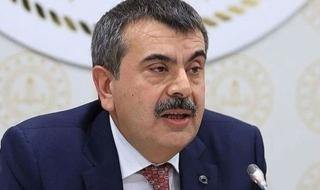 MEB düğmeye bastı: Müfredat da ders saatleri de değişiyor!