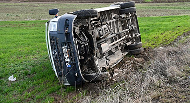 Öğrenci servisi devrildi: 19 öğrenci yaralandı