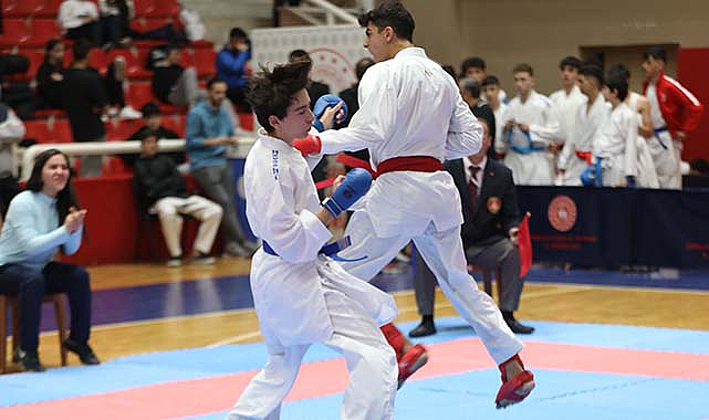 Okul Sporları Karate Gençler Türkiye Birinciliği, Samsun'da devam ediyor