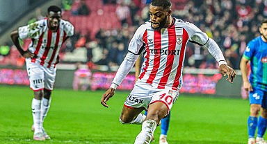 Oliver Ntcham transferin gözdesi