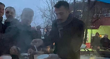 Osman Yüksel çorba dağıttı