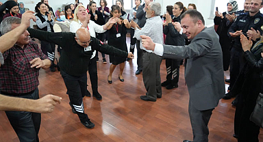 Polis adaylarından kanser hastalarına moral konseri