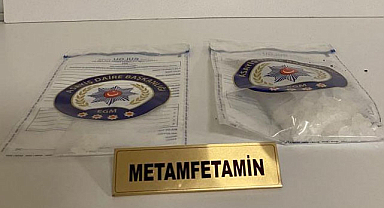 Samsun'da 3 kişi araçlarında uyuşturucuyla yakalandı