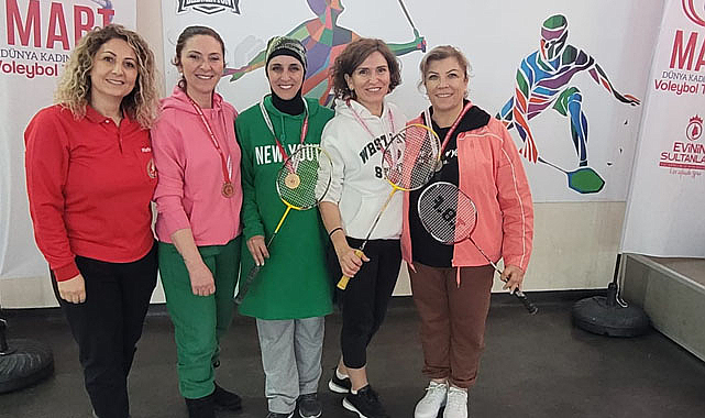 Samsun'da Çanakkale anısına raket tuttular