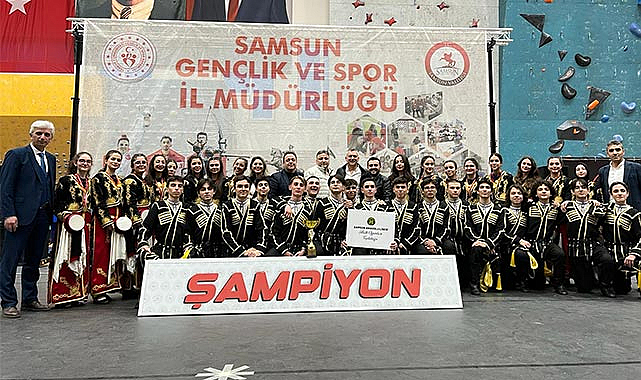 Samsun’da halk oyunlarında şampiyonlar kupalarını aldı