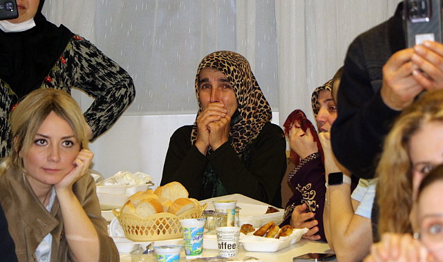 Samsun'da lösemili gençler hem ağladı hem ağlattı