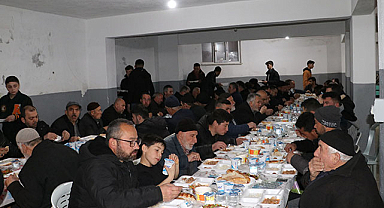 Samsun'da mahalle sakinleri, 20 yıldır iftarı birlikte yapıyor