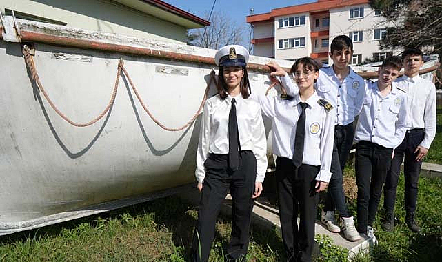 Samsun’da ‘Mavi Vatan’ın genç kaptanları bu lisede yetişiyor