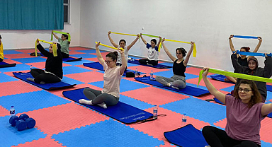 Samsun'da öğrenci yurdunda pilates eğitimi