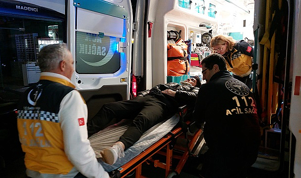 Samsun'da otomobil ile motosiklet çarpıştı