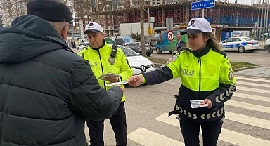 Samsun'da sürücü ve yayalara trafik kuralları anlatıldı