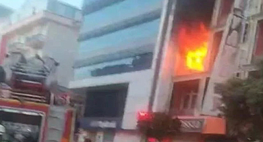 4 katlı otelde korkutan yangın