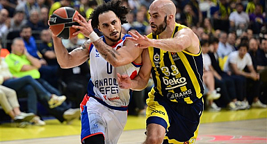 Anadolu Efes Euroleague'deki Türk derbisinde Fenerbahçe Beko'yu yendi