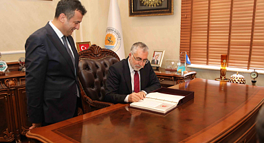 Bakan Işıkhan Başkan Doğan’ı ziyaret etti