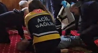 Bayram namazını kılarken hayatını kaybetti